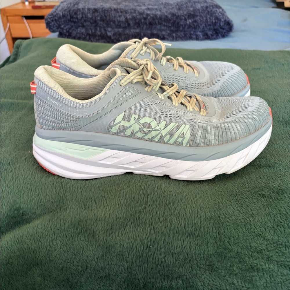 Hoka Bondi 7